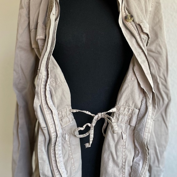 Sonoma • Light Brown Fall Utility Jacket Cinch Waist - Picture 3 of 13